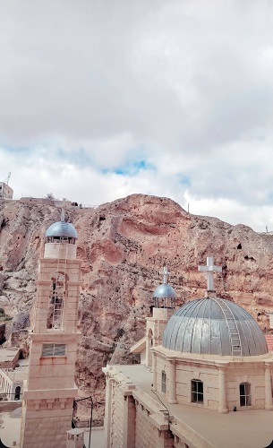 Maaloula: Syria's Last Aramaic-Speaking Village - Syria Scope Travel ...