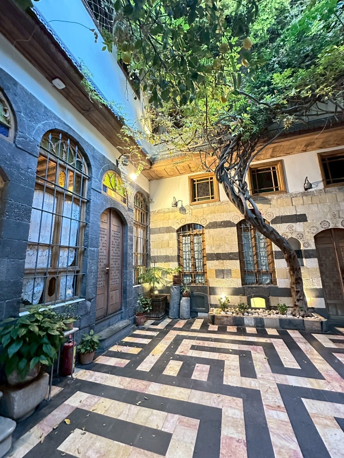  Beit Almamluka Hotel